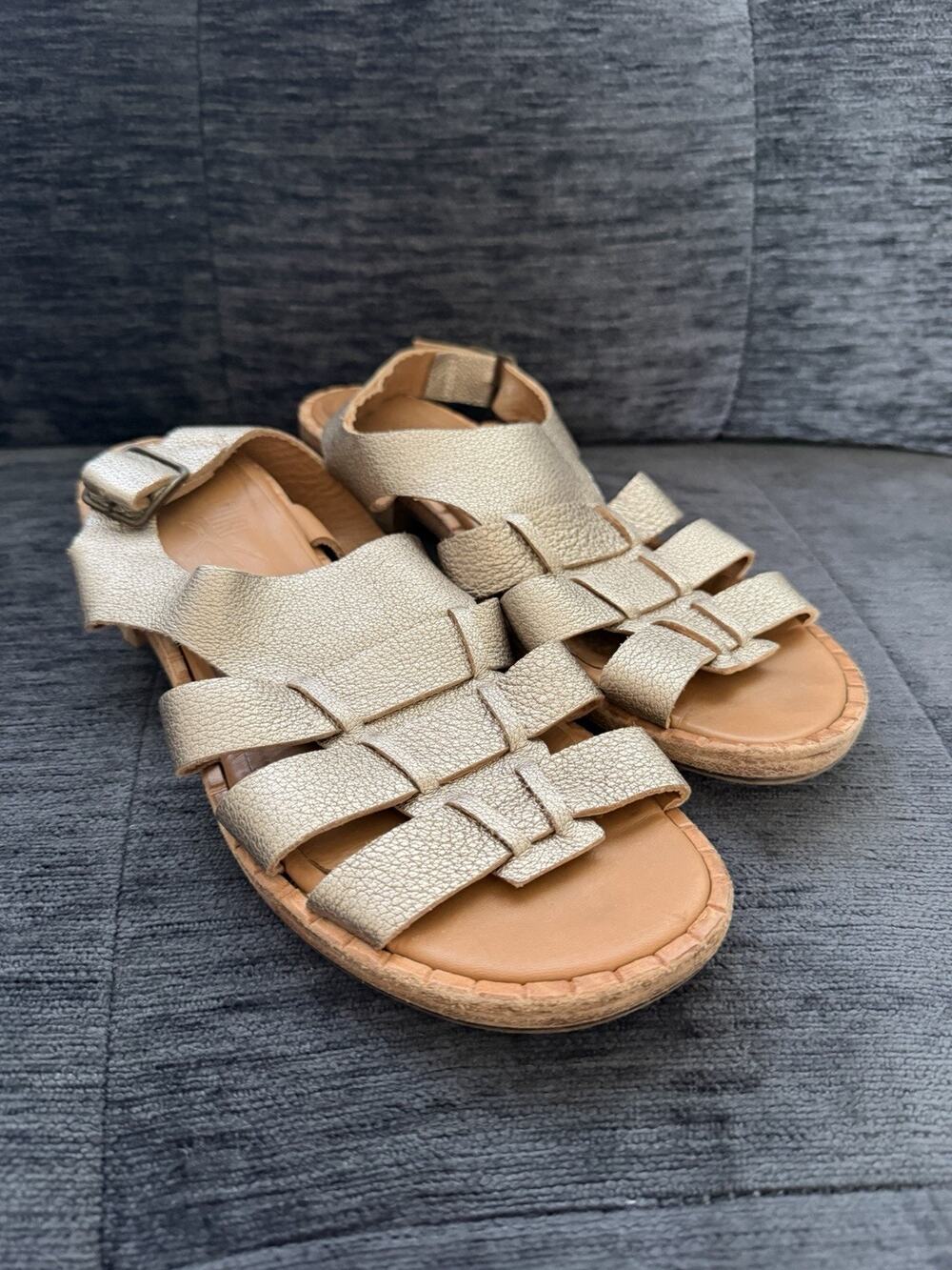 Kupuri Gold metallic leather sandals - Women’s Shoe Size 38 Handmade In Spain